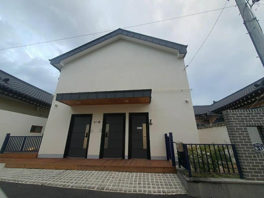 Gyeongju Sugi'S Guesthouse ภายนอก รูปภาพ