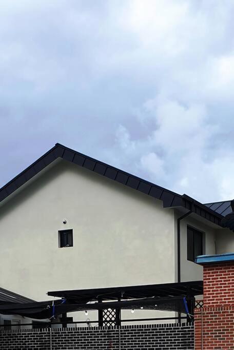 Gyeongju Sugi'S Guesthouse ภายนอก รูปภาพ